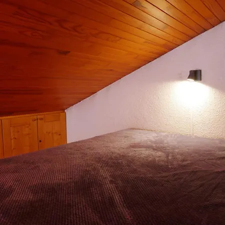 Apartment Montchavin, 2 Pieces + Mezzanine, 7 Pers, Pied Commerces/pistes, Terrasse Exposee Sud - Fr-1-329-70 *