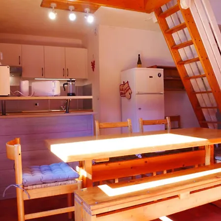 Montchavin, 2 Pieces + Mezzanine, 7 Pers, Pied Commerces/pistes, Terrasse Exposee Sud - Fr-1-329-70